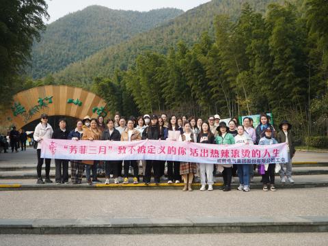 “青春如你，，，，，不被界说” —— 致敬活出热辣滚烫人生的你